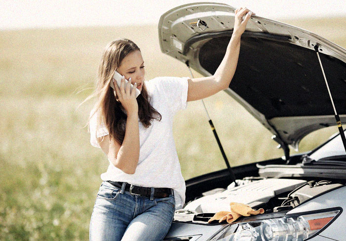 Woman talking on the phone